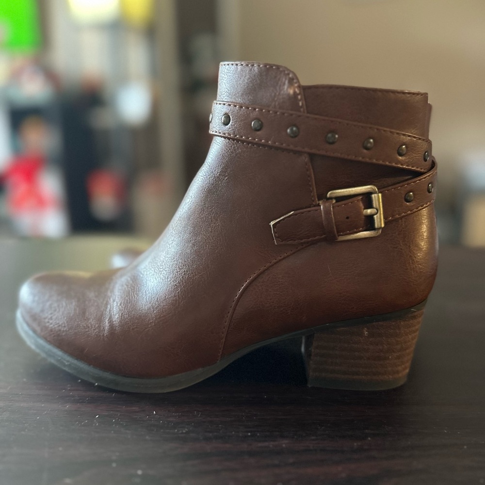 Brown Heeled Cowboy Booties